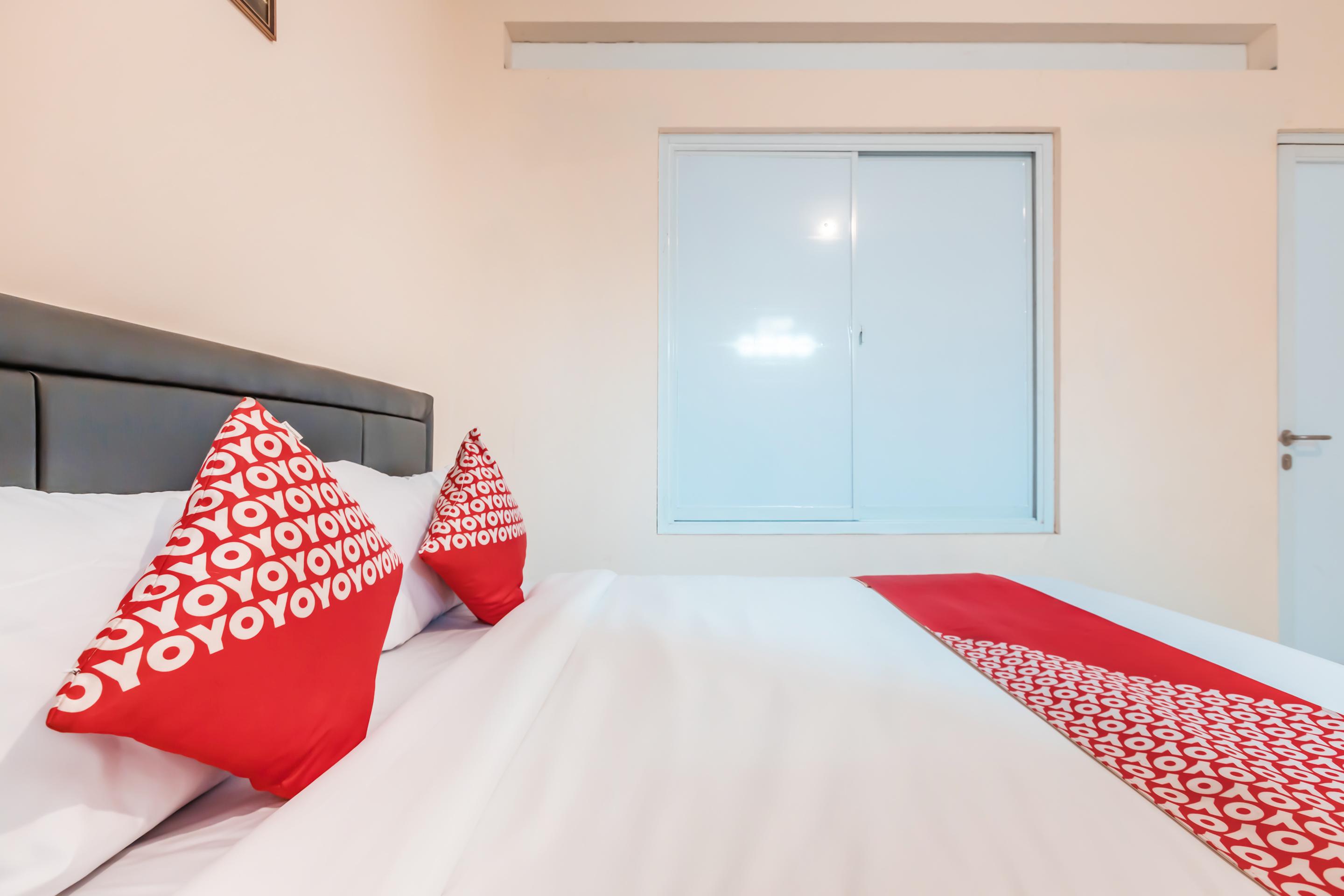 J&B Rooms Pramuka Jakarta Mitra Reddoorz Экстерьер фото