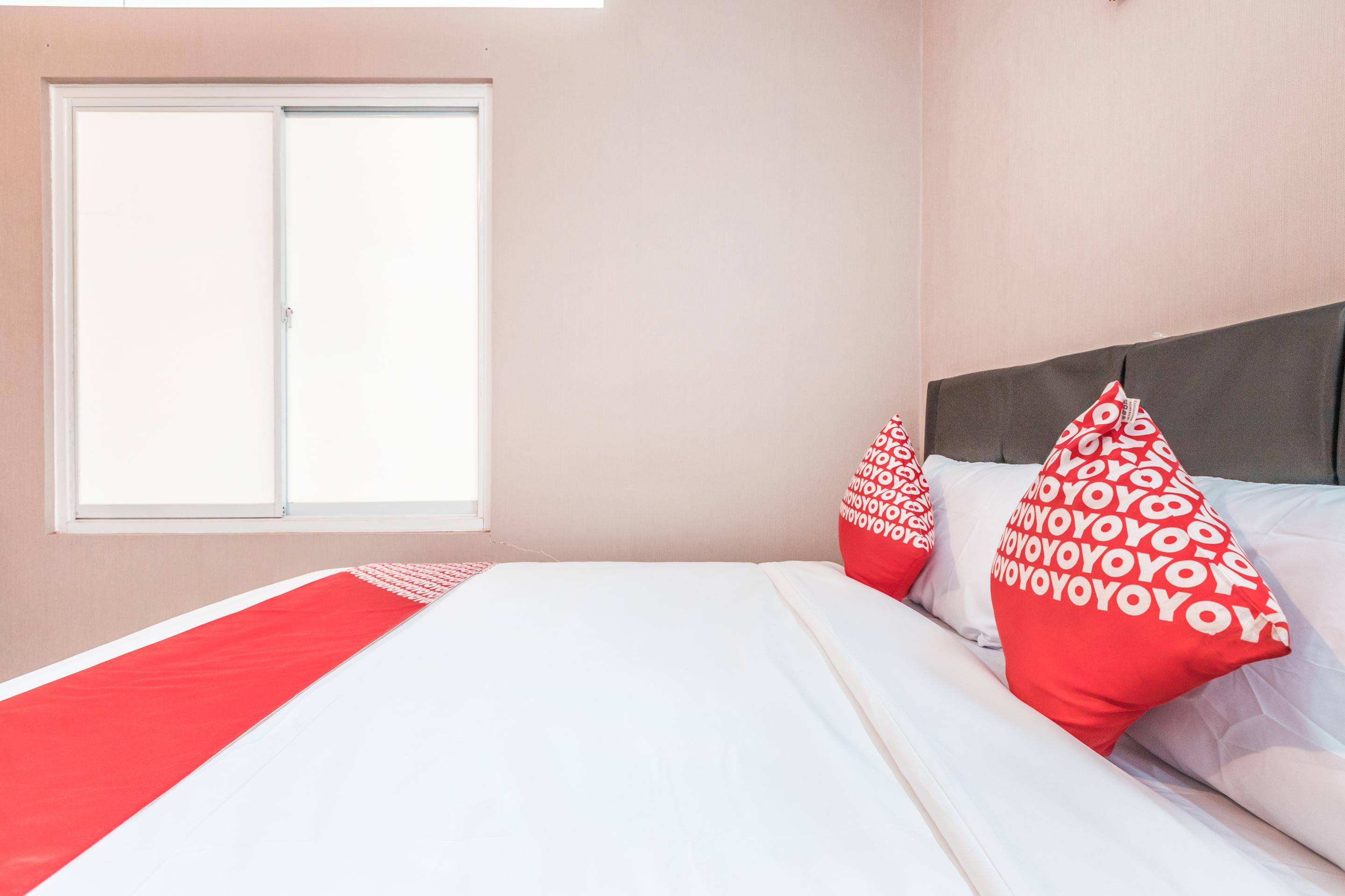 J&B Rooms Pramuka Jakarta Mitra Reddoorz Экстерьер фото